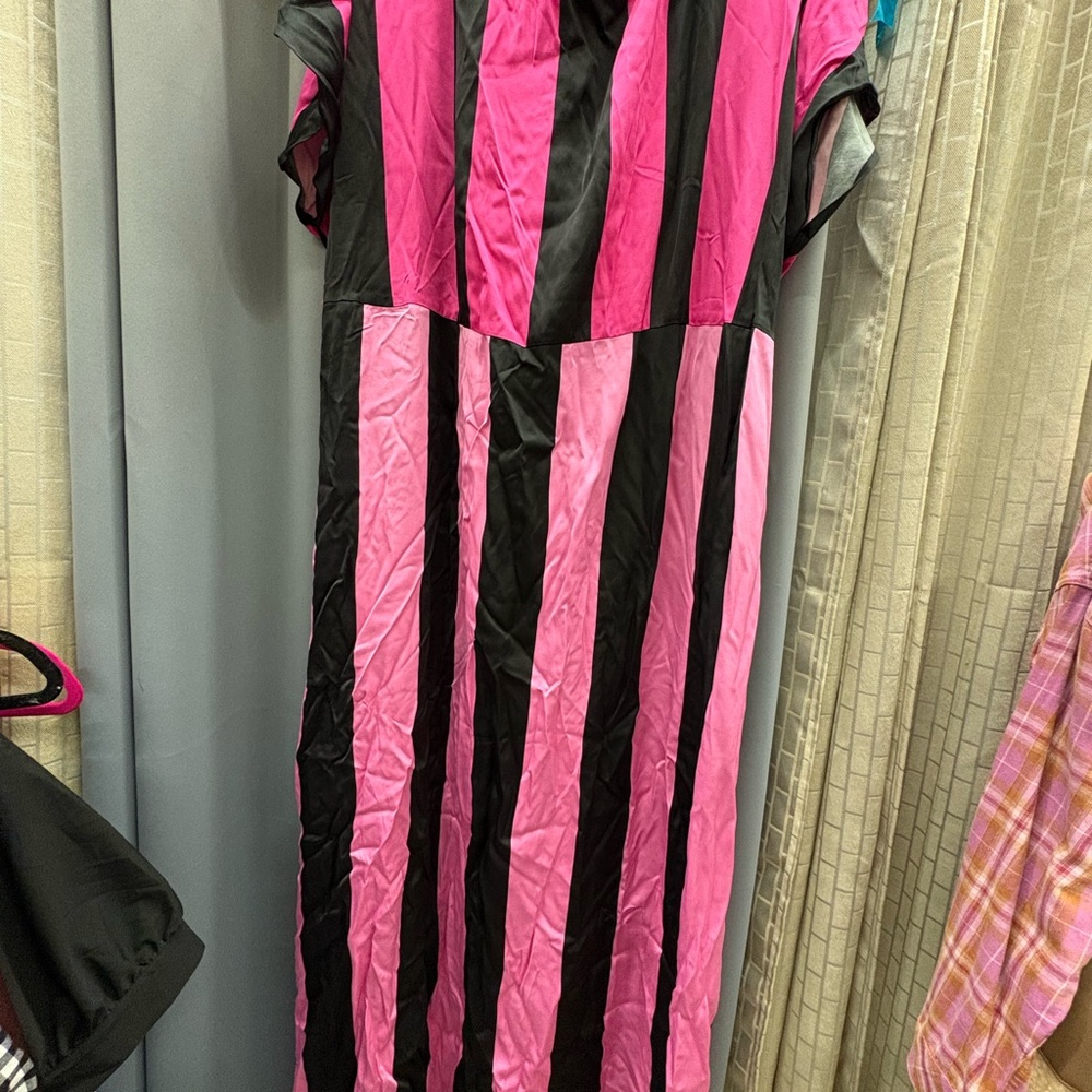 Christopher John Rogers Pink and Gray Fabric